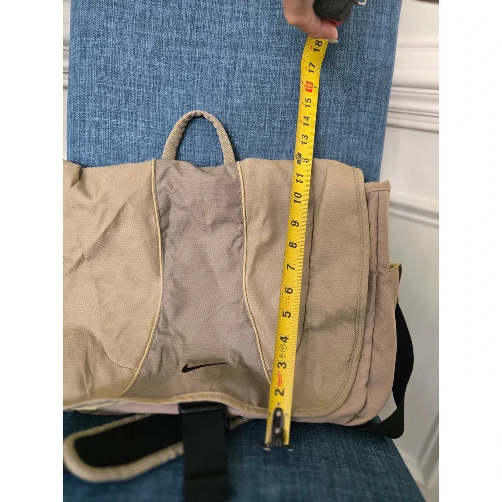 Nike Vintage Messenger Bag Tan Khaki Y2K‎ Crossbody Laptop Shoulder Bag Swoosh